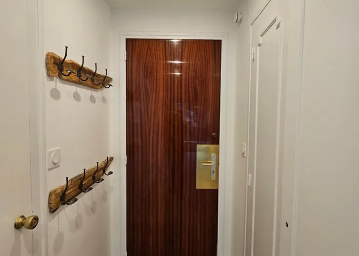 Le Capitole - Front De Benoit, Escapade A Deux